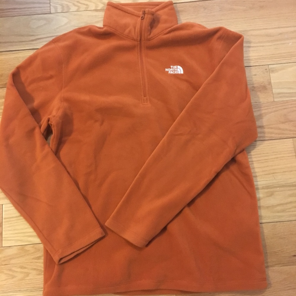 North face pullover